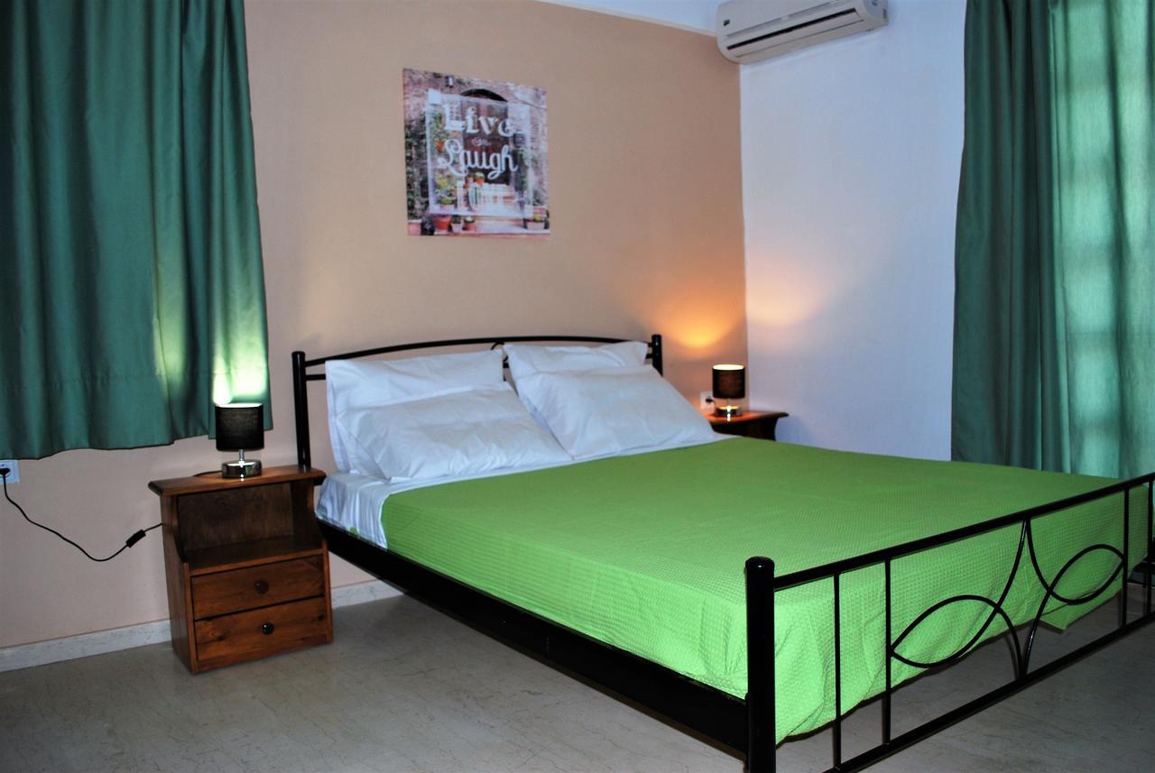 Koula Apartments Stalida Bagian luar foto